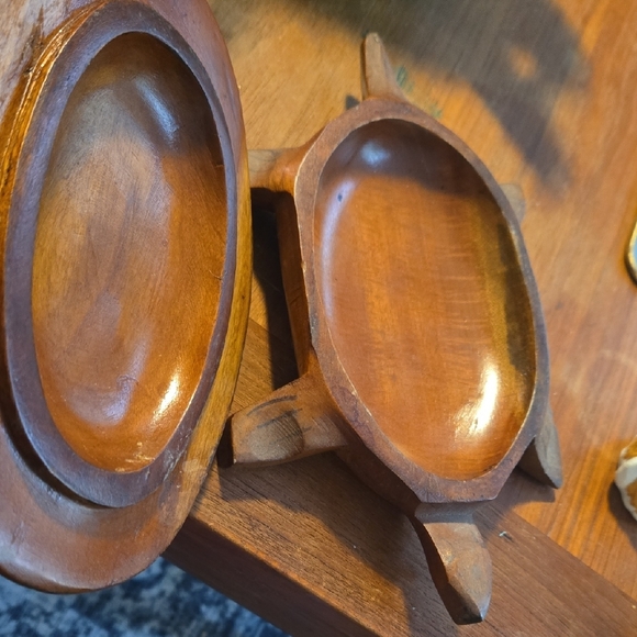 Handmade Wood Carved Trinket Box - Picture 2 of 6